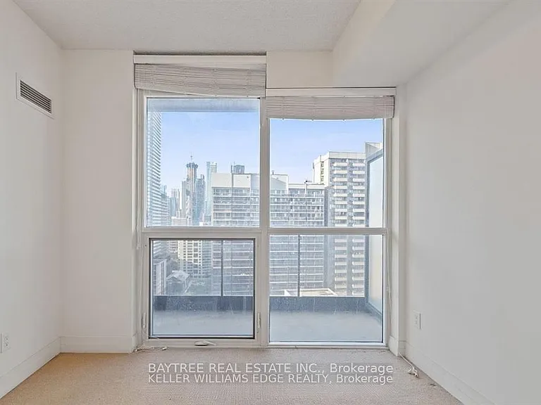 25 Carlton St #2308 — Photo 10
