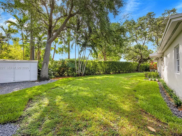 8141 SW 62nd Ct — Photo 26