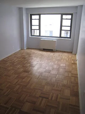 Rented by City Connections Realty | media 5