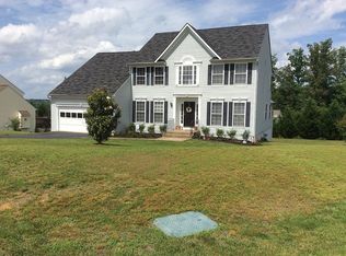10101 Hackberry Ct, Fredericksburg, VA 22408