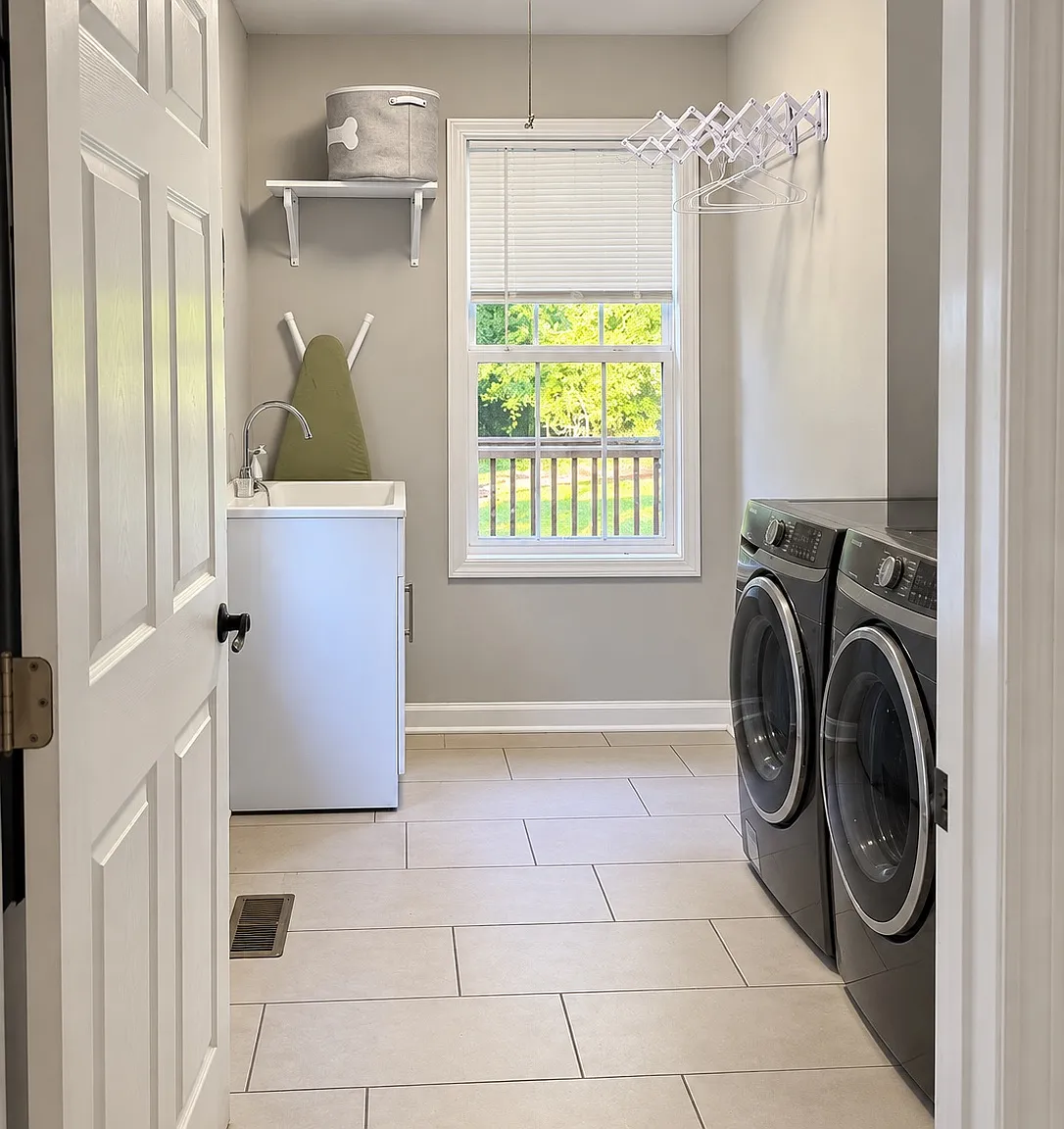 5 bed, 4.5 bath, 3600 sqft, $2,900 — Photo 4