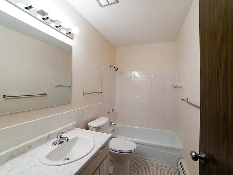 Highland Village Apartments — Photo 7