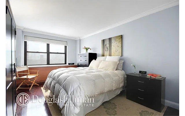 Sold by Douglas Elliman | media 4