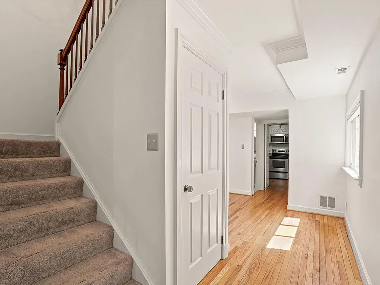 1236 Eton Ct NW #1236 — Photo 6