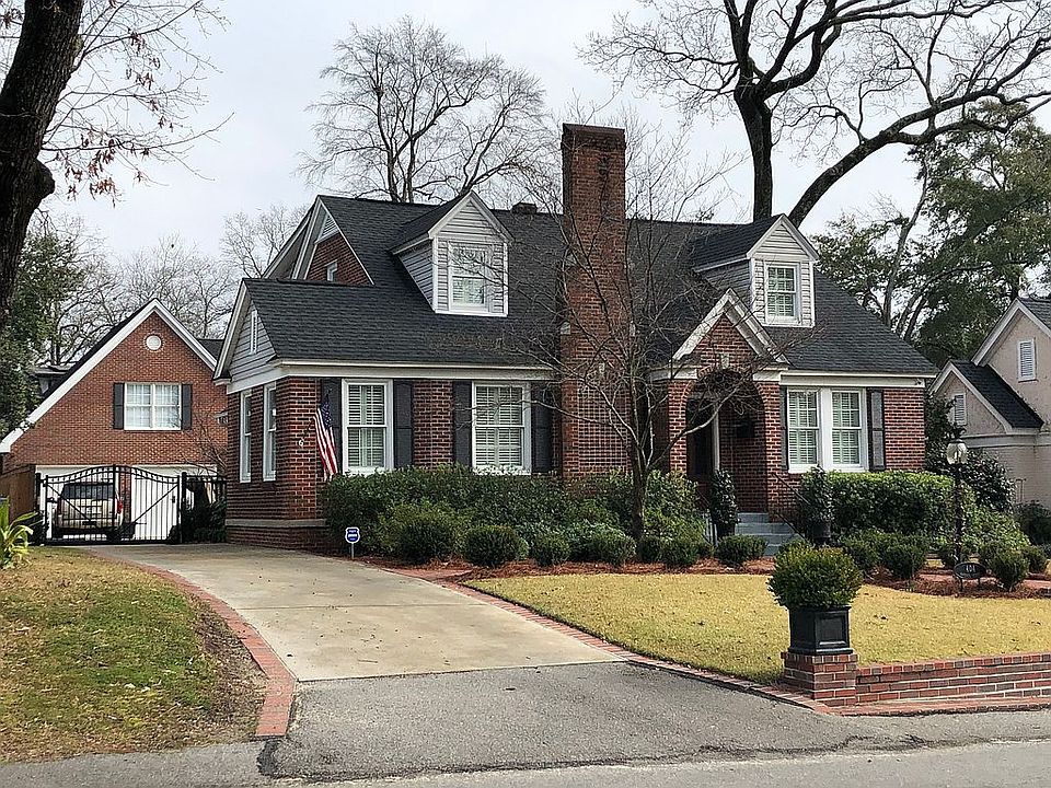 2nd image of 404 Ravenel St