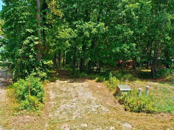 20 Hidden Falls Dr, West Union, SC 29696