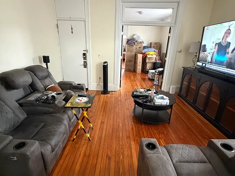 935 Willow Ave #3N — Photo 3
