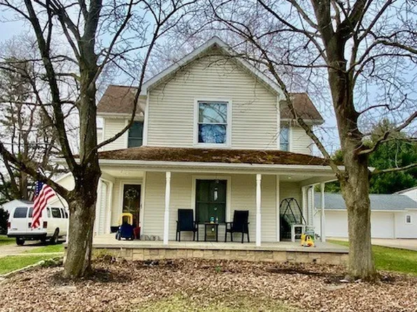 303 N 3rd St, West Farmington, OH 44491