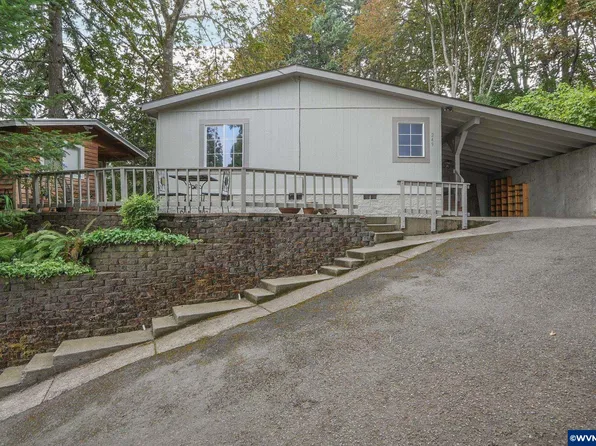 249 Stoneway Dr NW, Salem, OR 97304