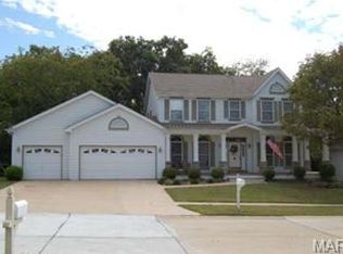 2423 Peaceful Ct, Ballwin, MO