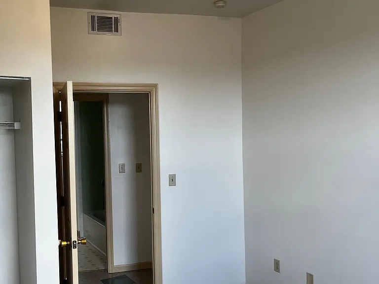 2050 Palmer St #6 — Photo 9