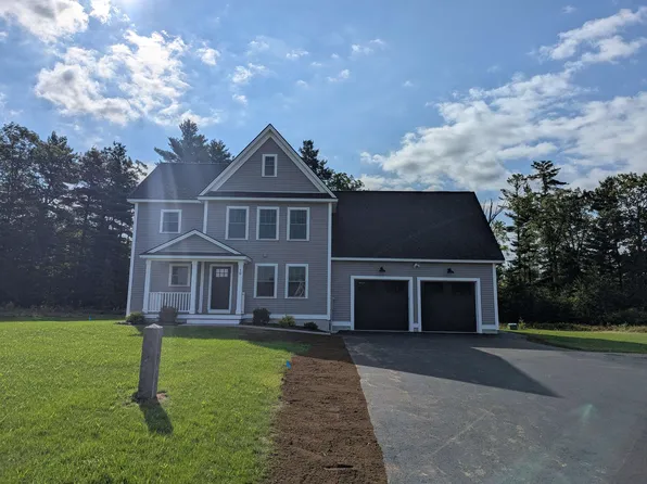 10 Stone Creek Drive, Brentwood, NH 03833