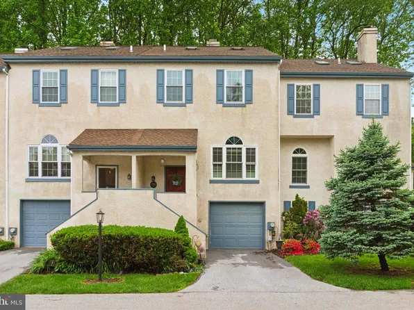 1702 Stoneham Dr, West Chester, PA 19382