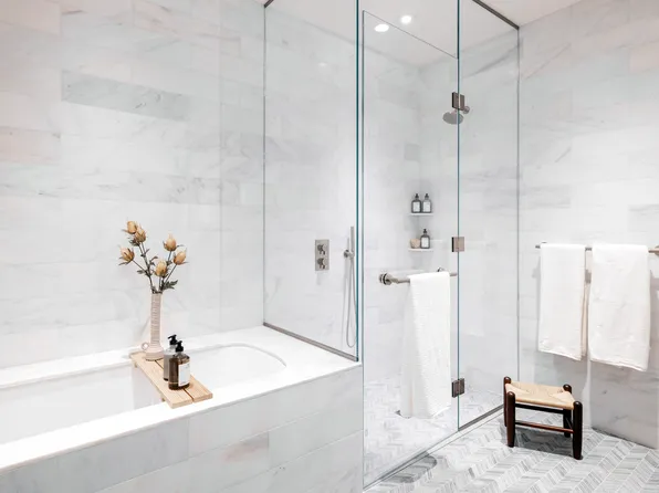 180 Front Street image 2 of 38