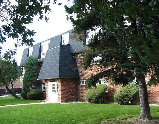 1st image of 17248 S 71st Ct #8