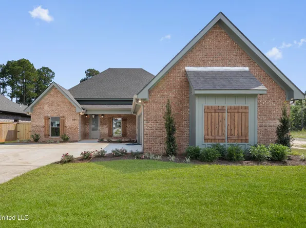 10893 Lily Ln, Gulfport, MS 39503