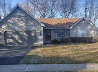 338 Claire Ln, Cary, IL 60013