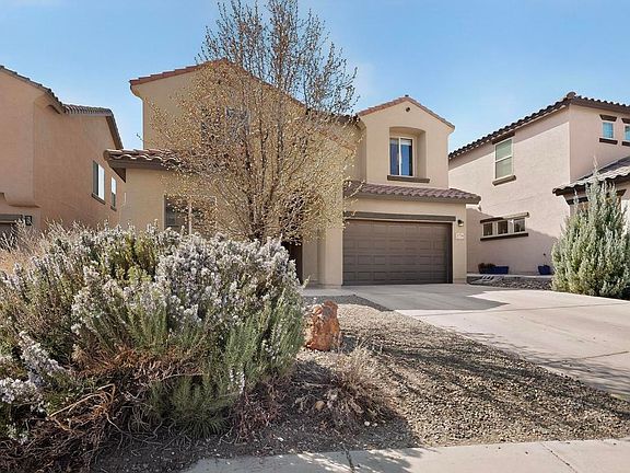 2nd image of 3173 Llano Vista Loop NE