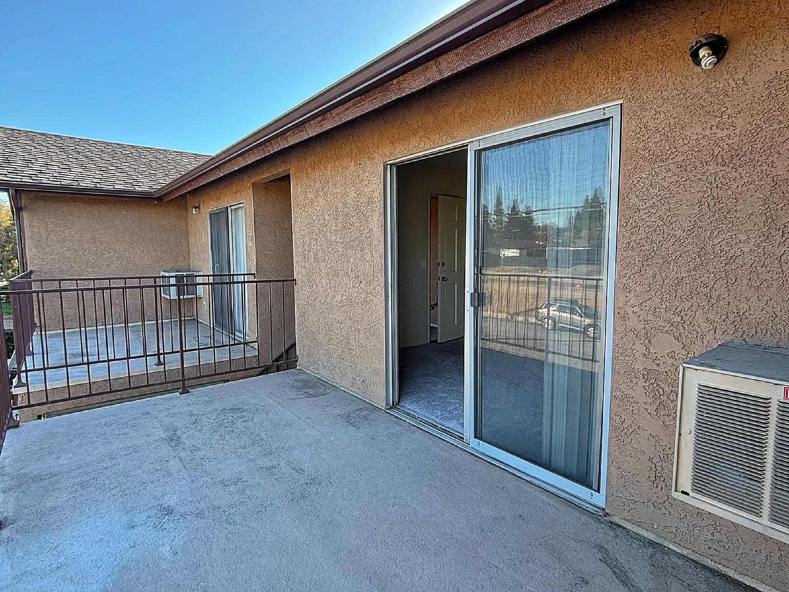 2 bed, $2,495 — Photo 4