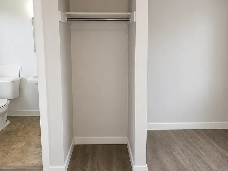 Rapids Studio Apartments — Photo 4