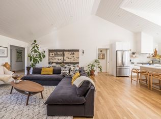 264 Kings Point Rd, East Hampton, NY 11937