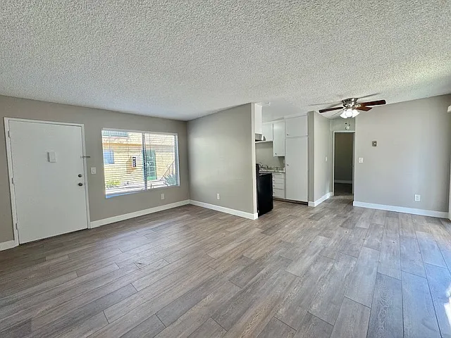 Vista Capri East — Photo 13
