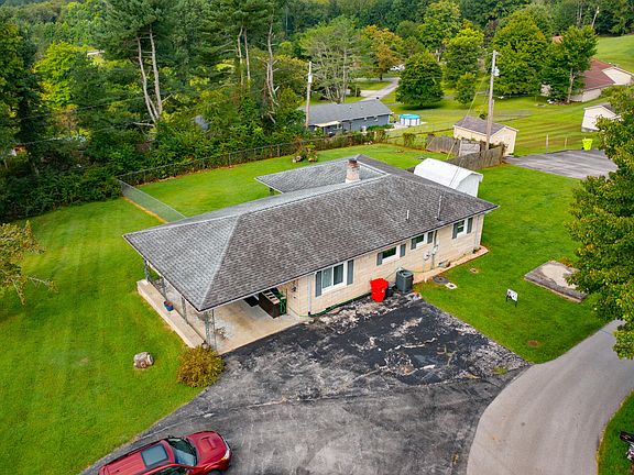 3rd image of 43 Wilson Ln