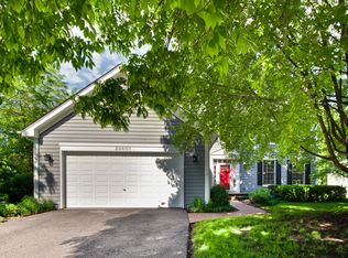 28601 Isleworth Ct, Lake Bluff, IL