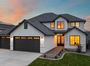 4127 Clover Rd, Richland, WA 99352