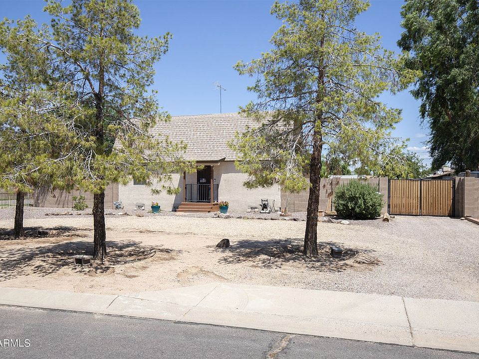 1st image of 2940 E Campo Bello Dr