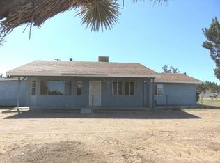 10754 Sage St, Oak Hills, CA 92344