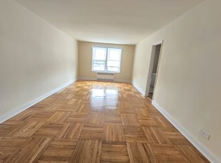 143-23 Barclay Ave #3A, Flushing, NY 11355