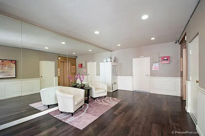 3421 Park Blvd #306 — Photo 2