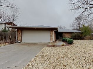 2834 Columbine Dr, Grapevine, TX 76051