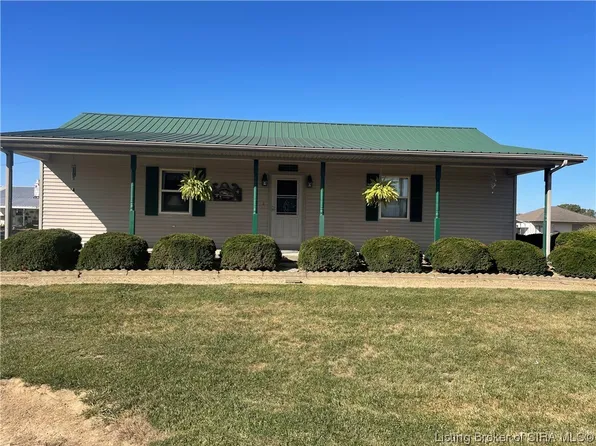 2915 N Wooster Road, Scottsburg, IN 47170