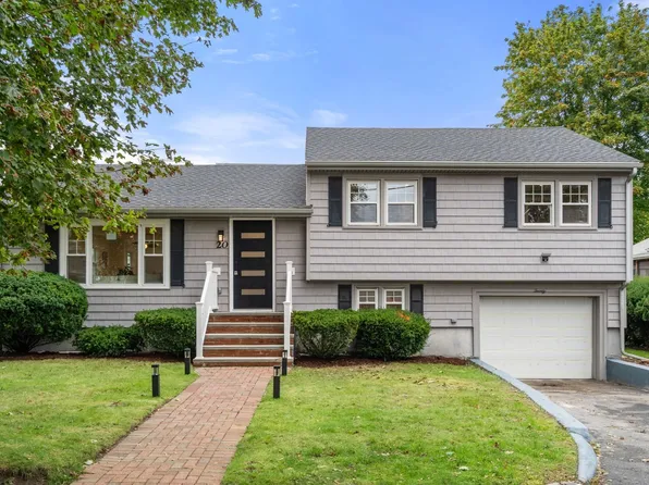 20 Homer Rd, Arlington, MA 02476