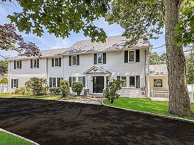1st image of 425 Landing Ave