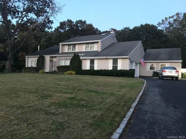 18-20 Gamay Ct, Commack, NY 11725