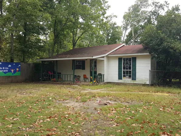 700 E Duke St, Hugo, OK 74743
