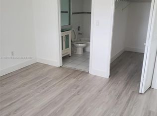 2475 NW 16th Street Rd APT 409, Miami, FL 33125