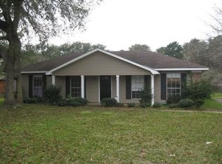 6860 Highmont Dr, Theodore, AL 36582