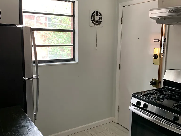 3660 Peachtree Rd NE #F6 — Photo 4