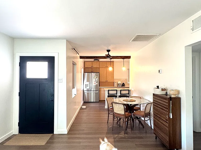 1306 E Whitton Ave — Photo 6