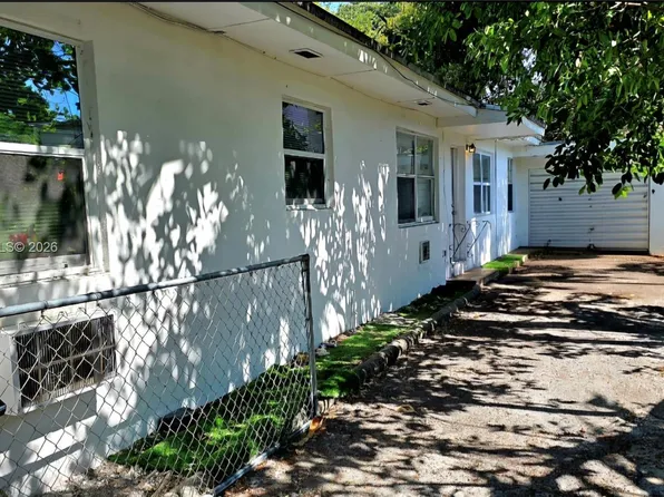 241 NW 32nd St, Miami, FL 33127