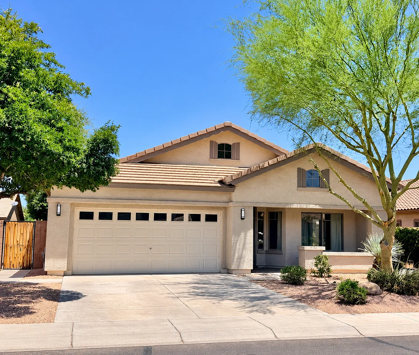 4 bed, 2080 sqft, $3,000 — Photo 1