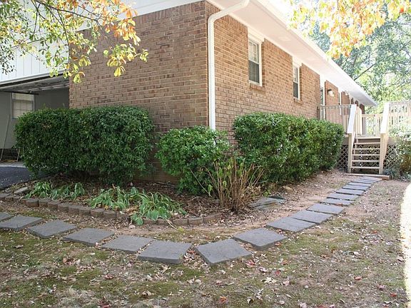 Corner view of house