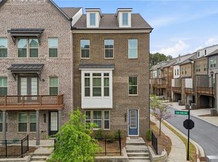 5016 Winters Town Ln, Peachtree Corners, GA