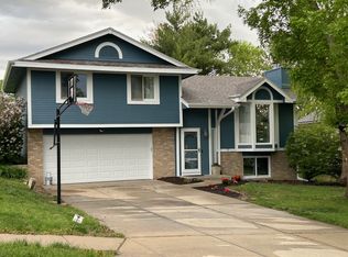 15928 O Cir, Omaha, NE 68135