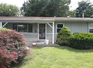 732 Riderwood Dr, Hazelwood, MO 63042