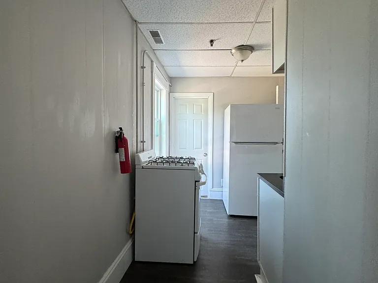 90 Amherst St #B2 — Photo 7